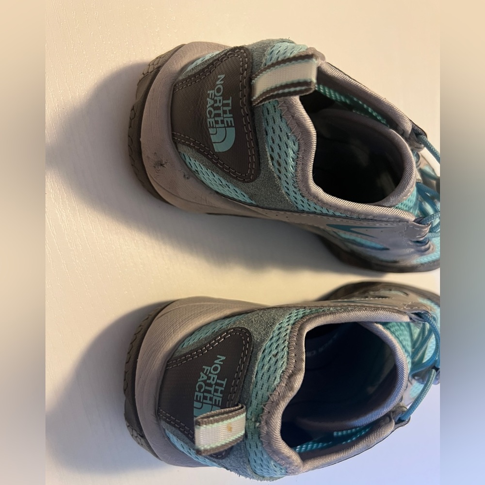 Columbia Water Sneaker Shoe | Women's 7 - Picture 6 of 8